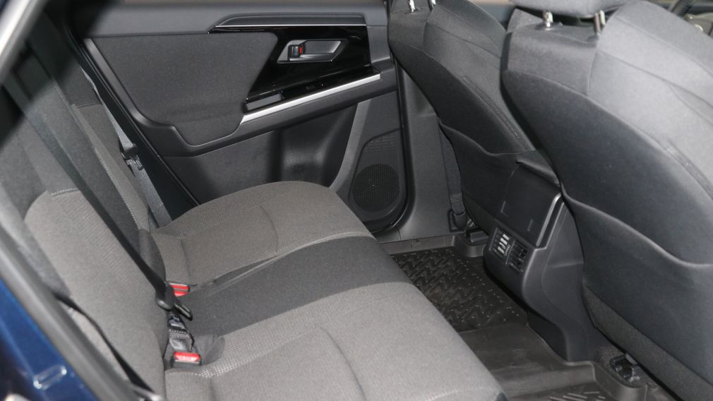 Toyota BZ4X LE 2025 d&rsquo;occasion à vendre - 23