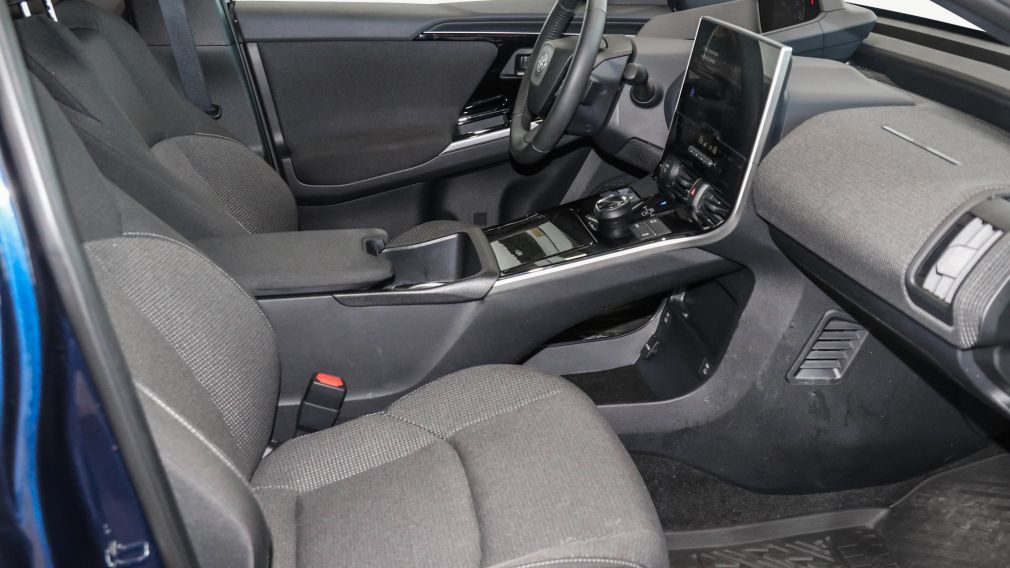 Toyota BZ4X LE 2025 d&rsquo;occasion à vendre - 10
