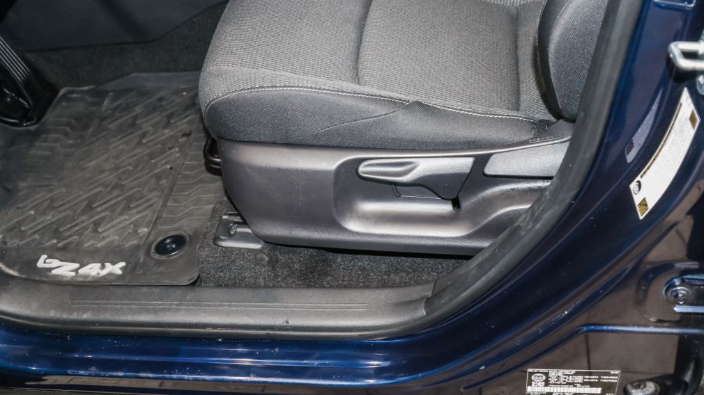 Toyota BZ4X LE 2025 d&rsquo;occasion à vendre - 12