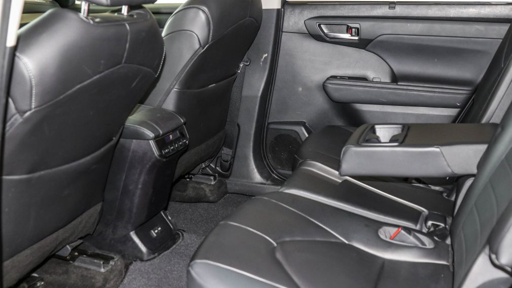 Toyota Highlander XLE 2023 d&rsquo;occasion à vendre - 26