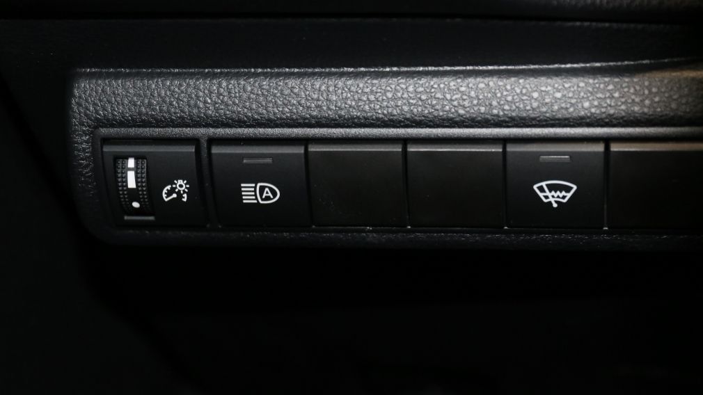 Toyota Corolla LE 2023 d&rsquo;occasion à vendre - 21