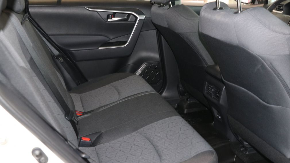 Toyota Rav 4 XLE 2025 d&rsquo;occasion à vendre - 30