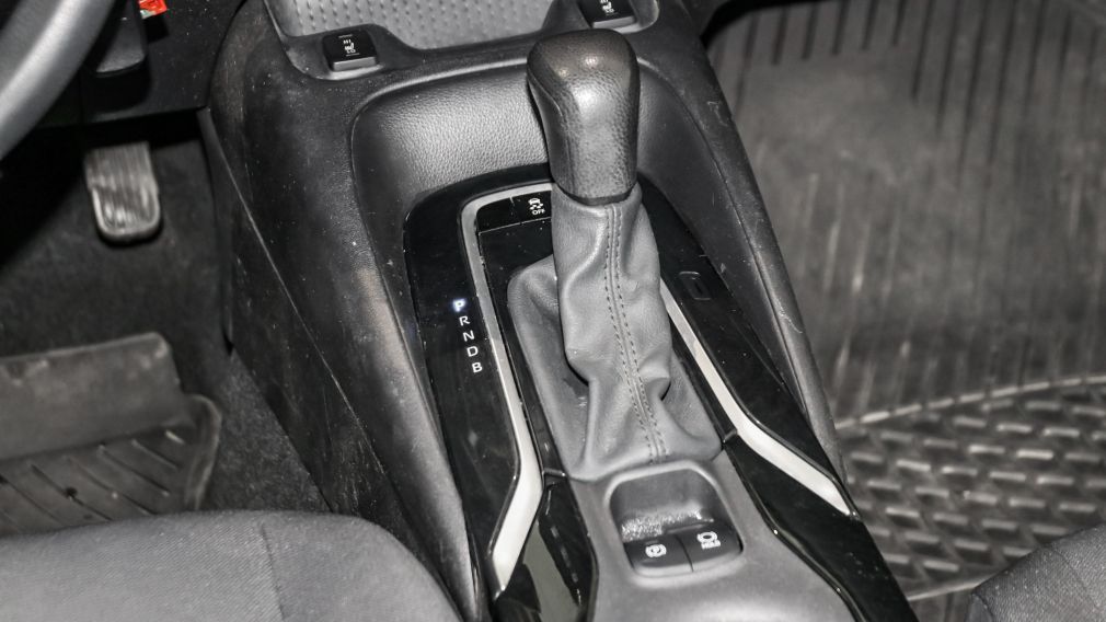 Toyota Corolla LE 2021 d&rsquo;occasion à vendre - 26