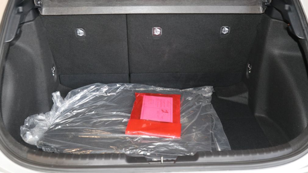 Toyota Corolla CVT 2025 d&rsquo;occasion à vendre - 30