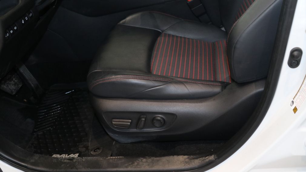 Toyota RAV4 Prime XSE 2023 d&rsquo;occasion à vendre - 13