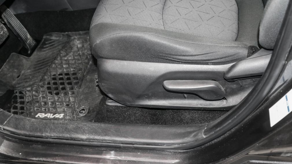 Toyota Rav 4 LE 2022 d&rsquo;occasion à vendre - 14
