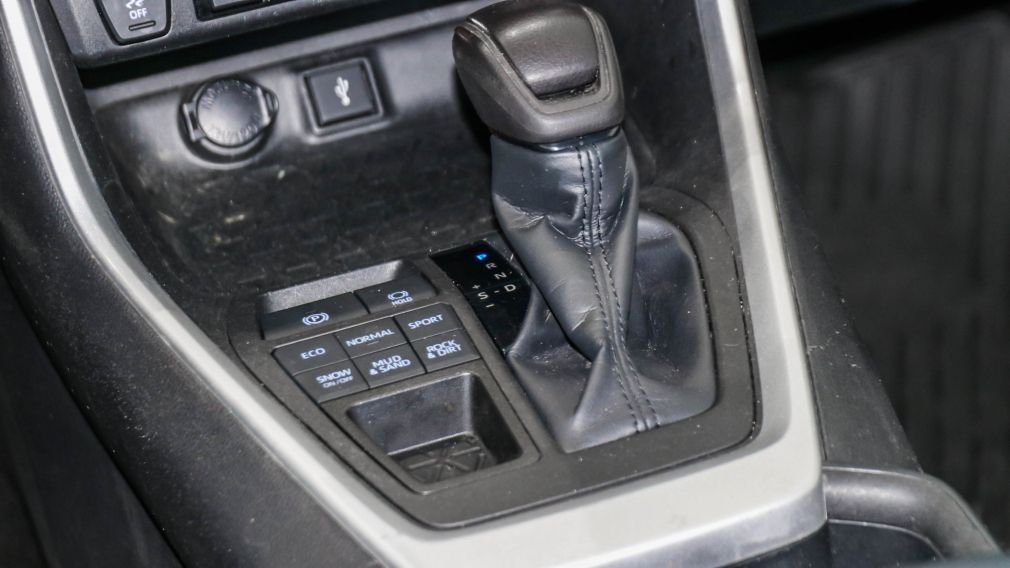 Toyota Rav 4 LE 2022 d&rsquo;occasion à vendre - 25