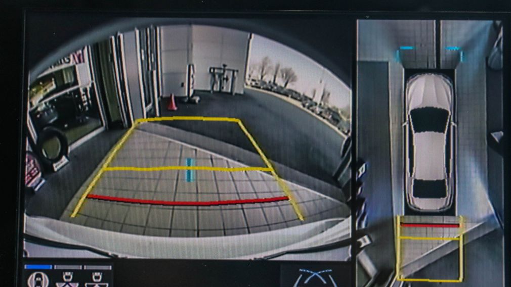 Toyota Camry Hybrid XLE 2022 à vendre à Donnacona - 22