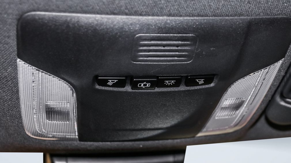 Toyota Corolla SE 2021 d&rsquo;occasion à vendre - 26