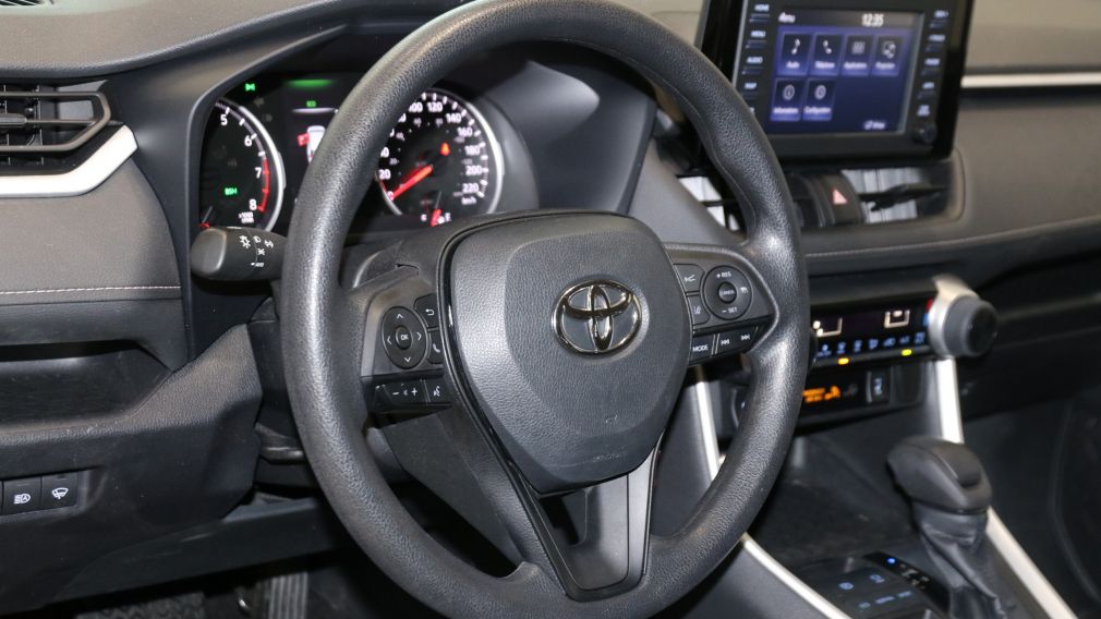 Toyota Rav 4 LE 2022 d&rsquo;occasion à vendre - 9