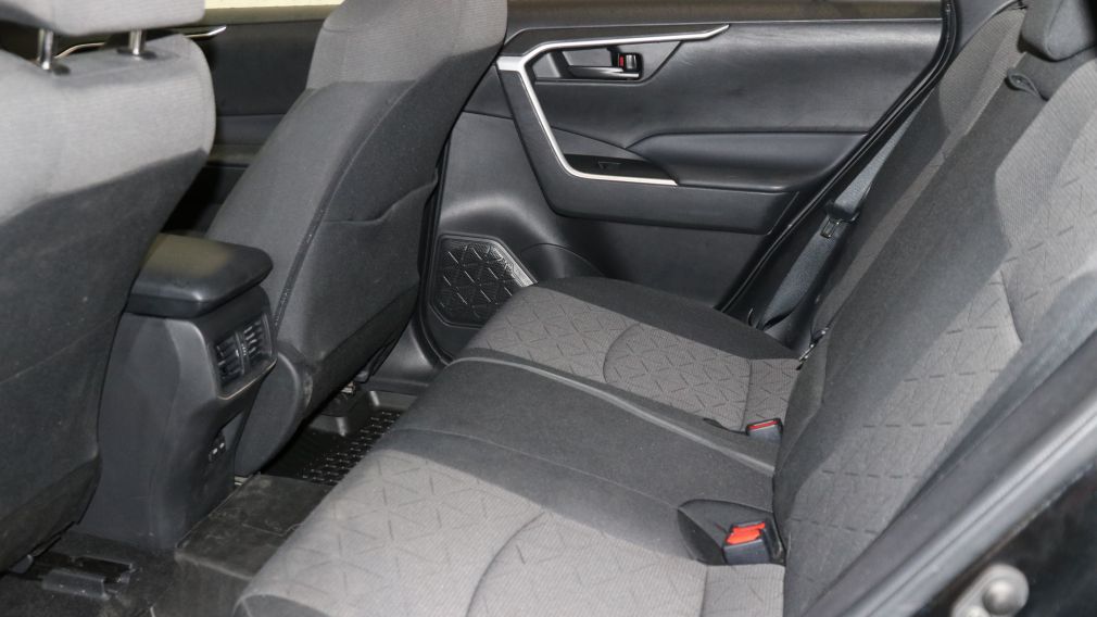 Toyota Rav 4 LE 2022 d&rsquo;occasion à vendre - 27