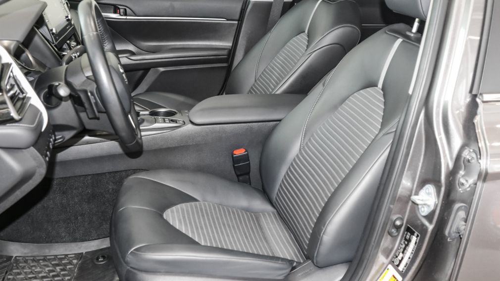 Toyota Camry Hybrid SE 2024 d&rsquo;occasion à vendre - 12