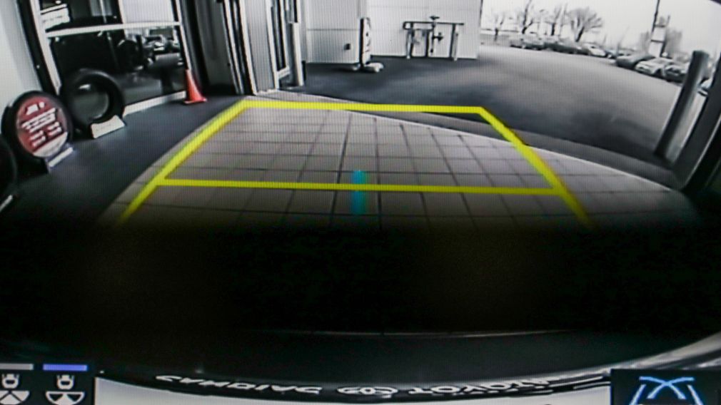 Toyota Camry Hybrid SE 2024 d&rsquo;occasion à vendre - 22