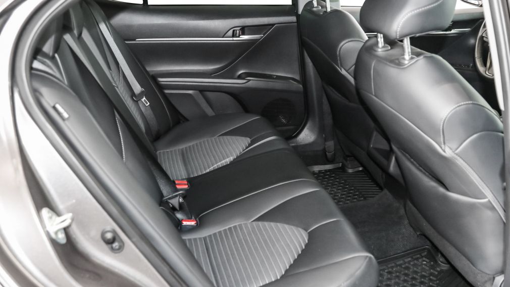 Toyota Camry Hybrid SE 2024 d&rsquo;occasion à vendre - 31