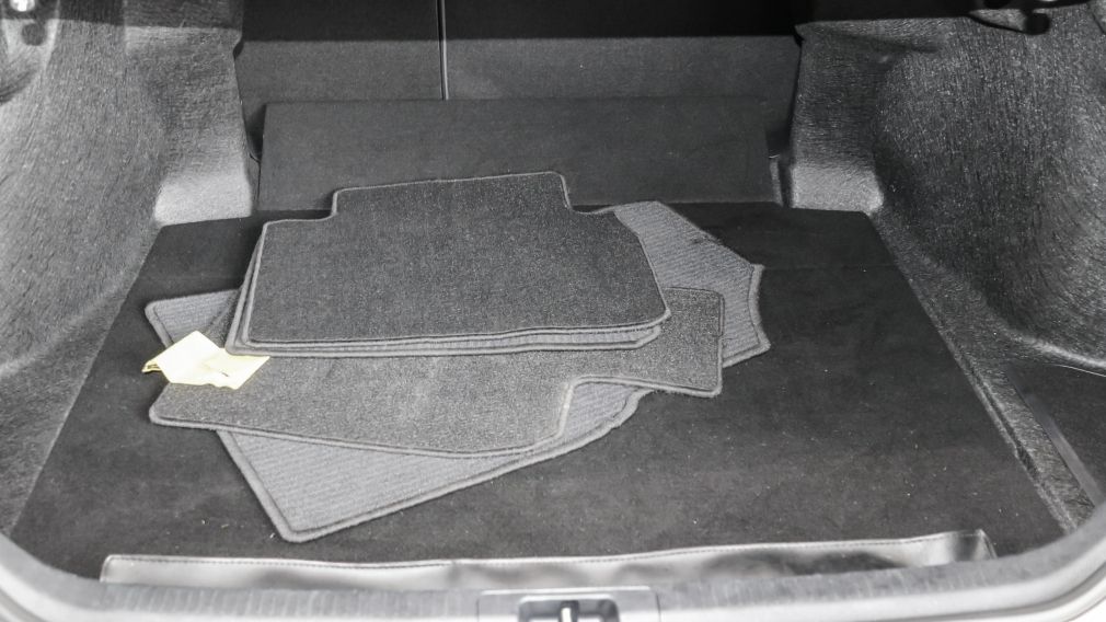 Toyota Camry Hybrid SE 2024 d&rsquo;occasion à vendre - 32