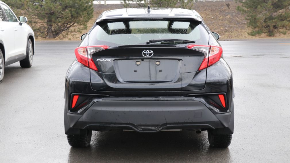 Toyota C-HR LE 2021 d&rsquo;occasion à vendre - 5