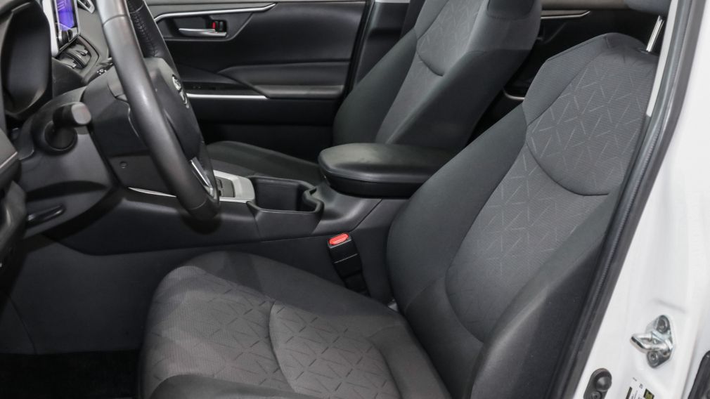 Toyota Rav 4 XLE 2024 d&rsquo;occasion à vendre - 12