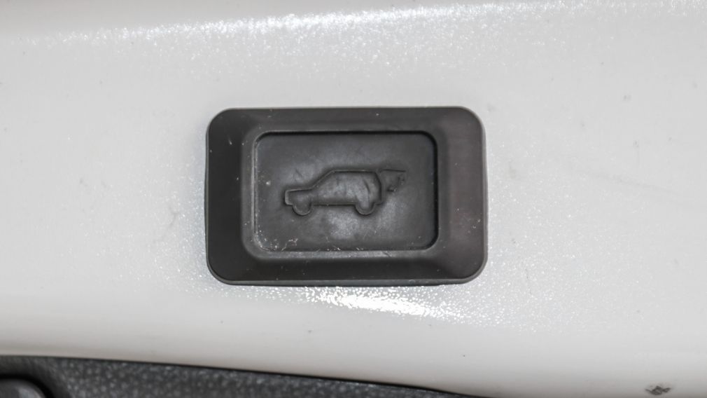 Toyota Rav 4 XLE 2024 d&rsquo;occasion à vendre - 31