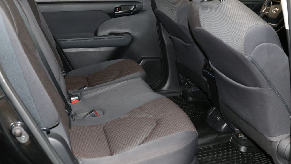 Toyota Highlander Hybrid LE 2022 d&rsquo;occasion à vendre - 28