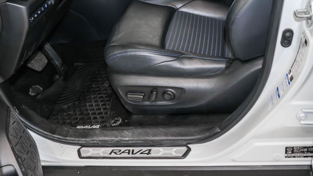 Toyota Rav 4 Hybrid XSE 2022 d&rsquo;occasion à vendre - 14
