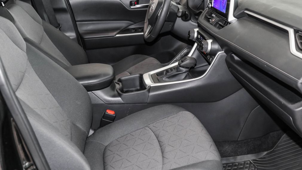Toyota Rav 4 XLE 2024 d&rsquo;occasion à vendre - 11