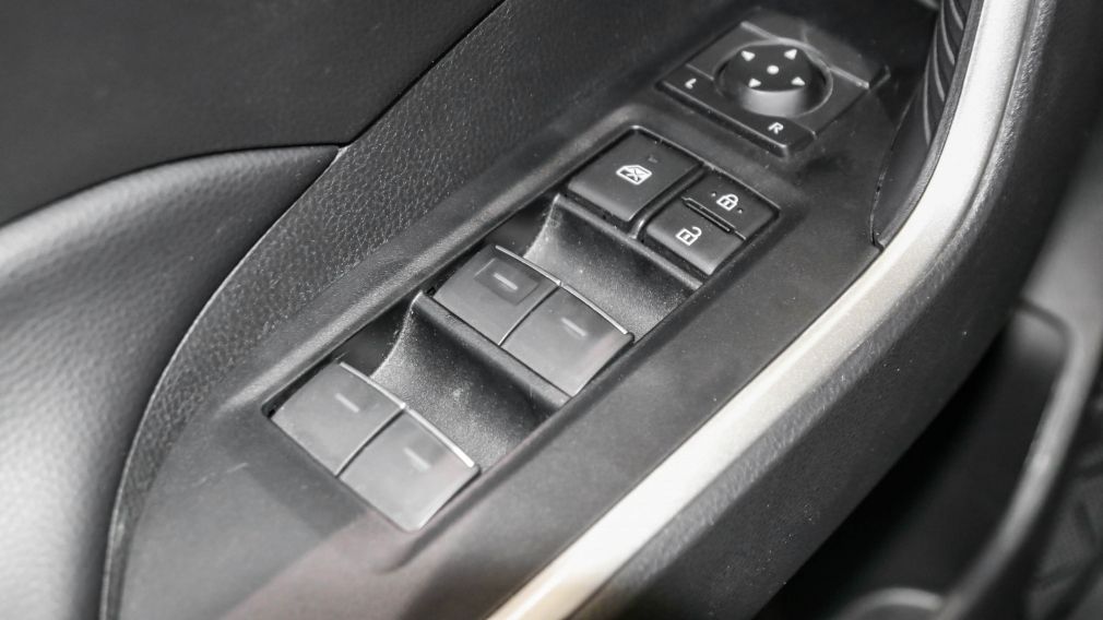 Toyota Rav 4 XLE 2024 d&rsquo;occasion à vendre - 14