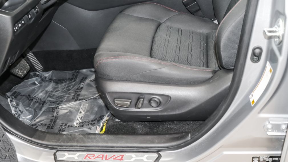 Toyota RAV4 Prime SE 2023 d&rsquo;occasion à vendre - 13