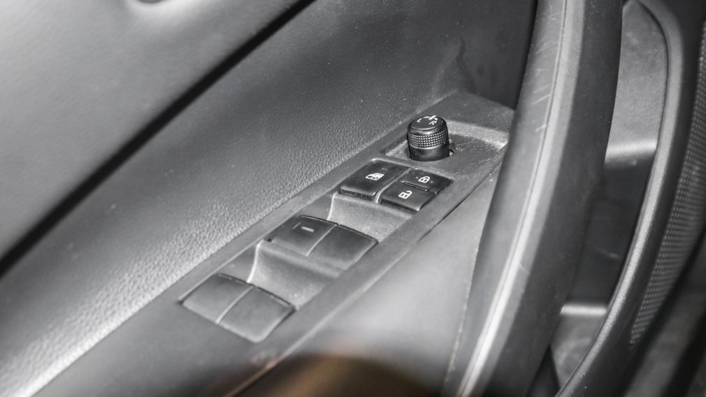 Toyota Corolla Hybrid SE 2024 à vendre à Donnacona - 14