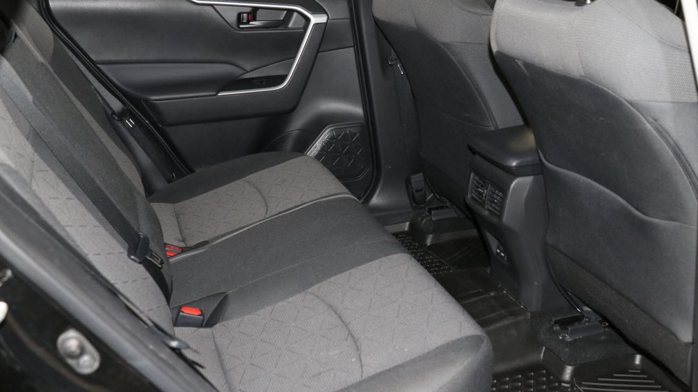 Toyota Rav 4 LE 2022 d&rsquo;occasion à vendre - 28
