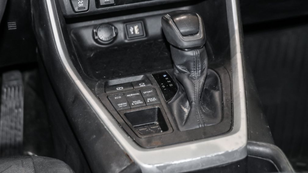 Toyota Rav 4 XLE 2023 d&rsquo;occasion à vendre - 16