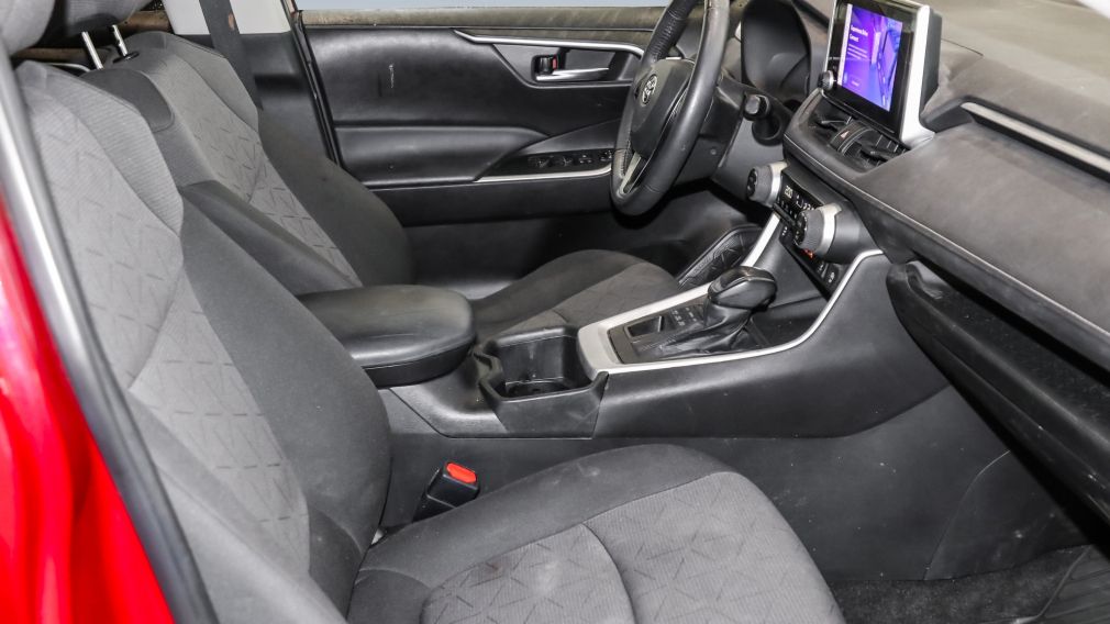 Toyota Rav 4 XLE 2023 d&rsquo;occasion à vendre - 17