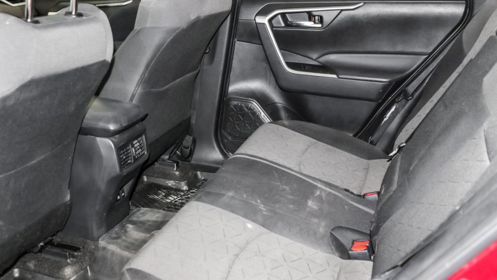Toyota Rav 4 XLE 2023 d&rsquo;occasion à vendre - 28