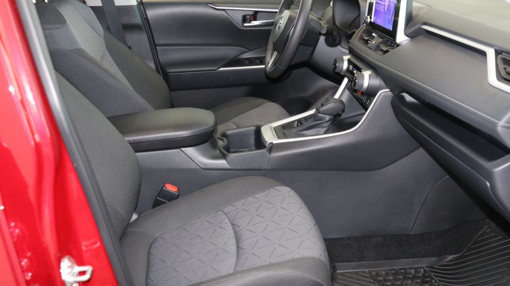 Toyota Rav 4 XLE 2025 d&rsquo;occasion à vendre - 17