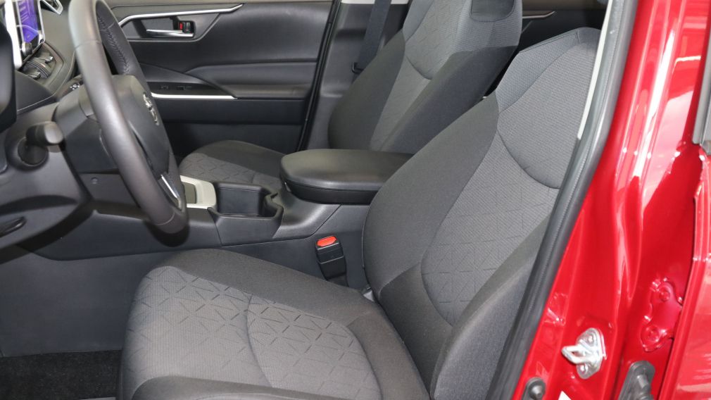 Toyota Rav 4 XLE 2025 d&rsquo;occasion à vendre - 18