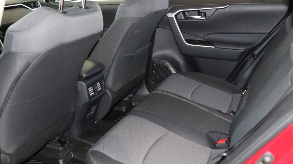 Toyota Rav 4 XLE 2025 d&rsquo;occasion à vendre - 28