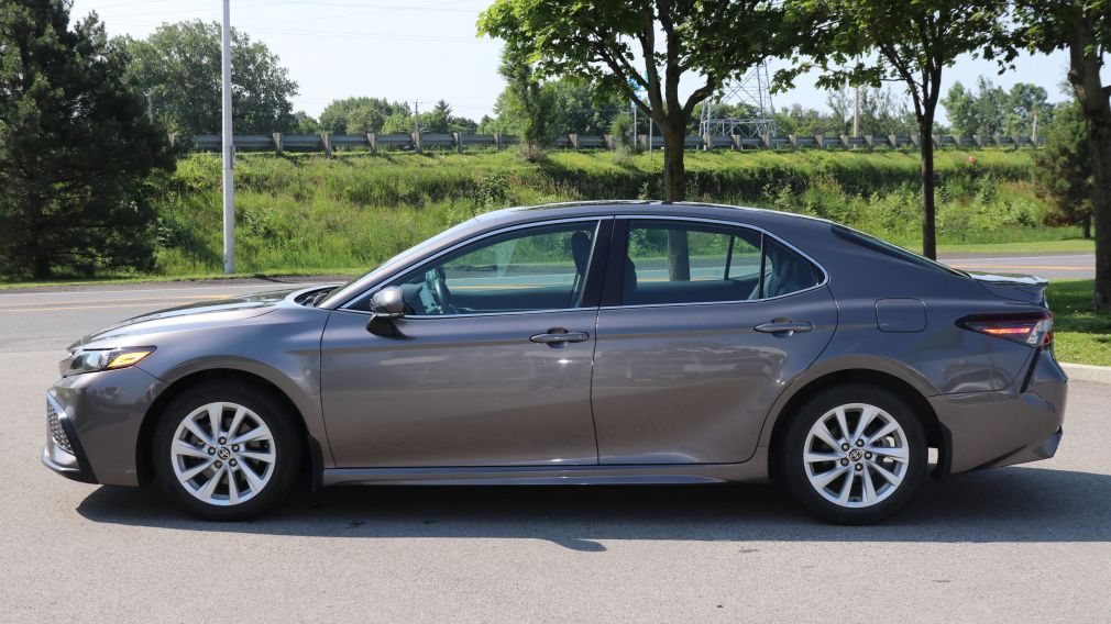 Toyota Camry SE 2022 d&rsquo;occasion à vendre - 4
