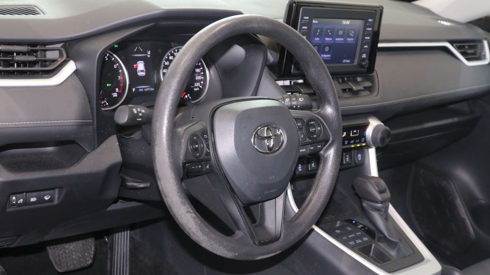 Toyota Rav 4 LE 2022 d&rsquo;occasion à vendre - 9