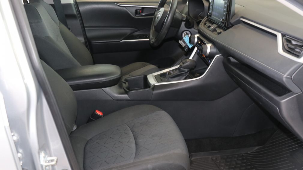 Toyota Rav 4 LE 2022 d&rsquo;occasion à vendre - 11