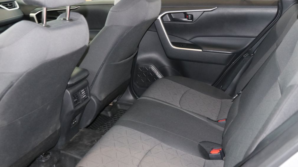 Toyota Rav 4 LE 2022 d&rsquo;occasion à vendre - 26