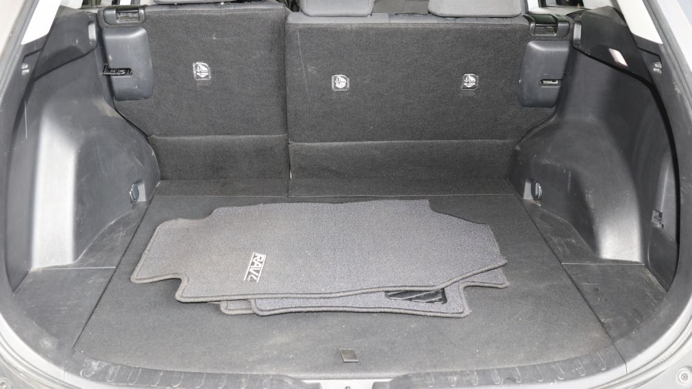 Toyota Rav 4 LE 2022 d&rsquo;occasion à vendre - 28