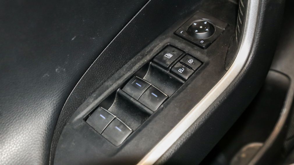 Toyota Rav 4 Hybrid XSE 2022 d&rsquo;occasion à vendre - 14