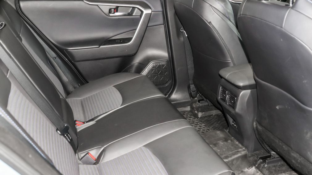 Toyota Rav 4 Hybrid XSE 2022 d&rsquo;occasion à vendre - 30