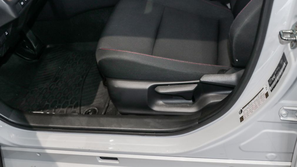 Toyota Prius SE 2024 à vendre à Trois-Rivières - 13