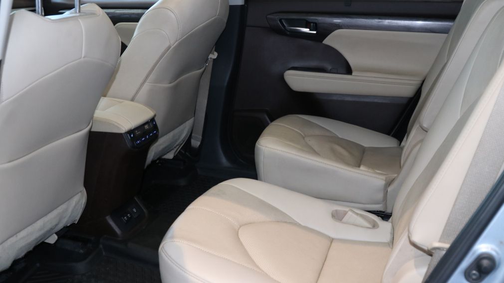 Toyota Highlander Limited 2021 d&rsquo;occasion à vendre - 29