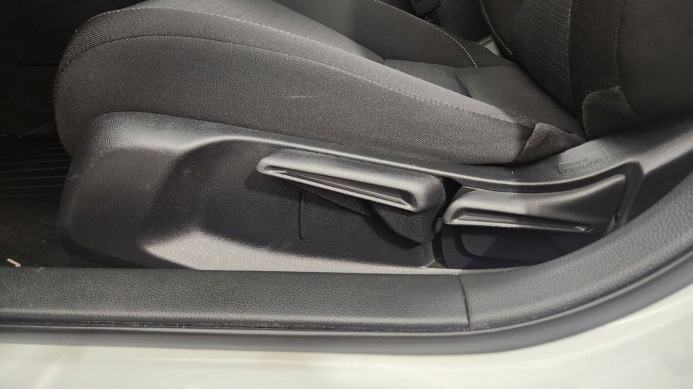 Honda Civic LX 2022 d&rsquo;occasion à vendre - 26