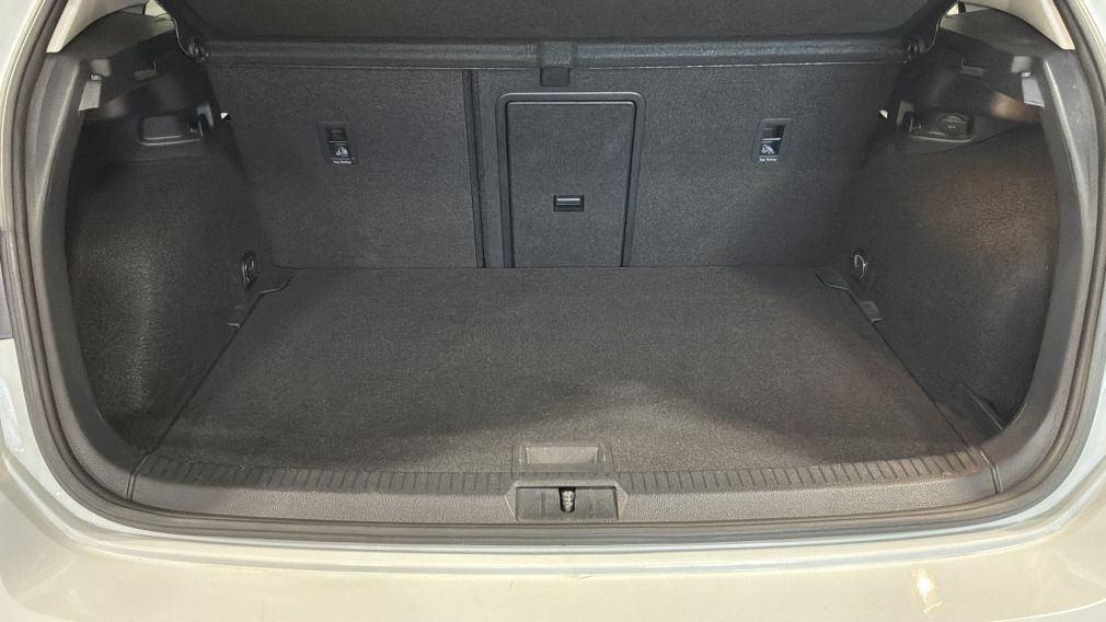 Volkswagen e-Golf Comfortline 2020 d&rsquo;occasion à vendre - 12