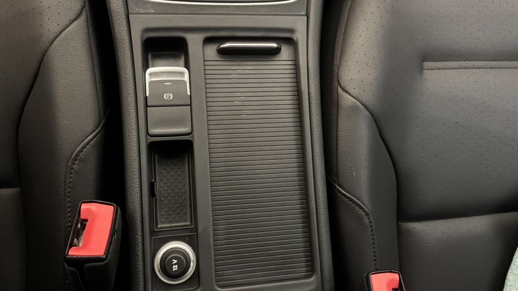 Volkswagen e-Golf Comfortline 2020 d&rsquo;occasion à vendre - 19