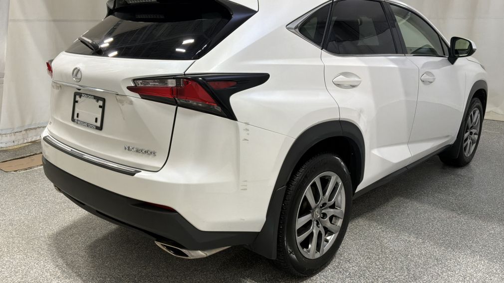 Lexus NX 200T AWD 4dr 2017 d&rsquo;occasion à vendre - 3