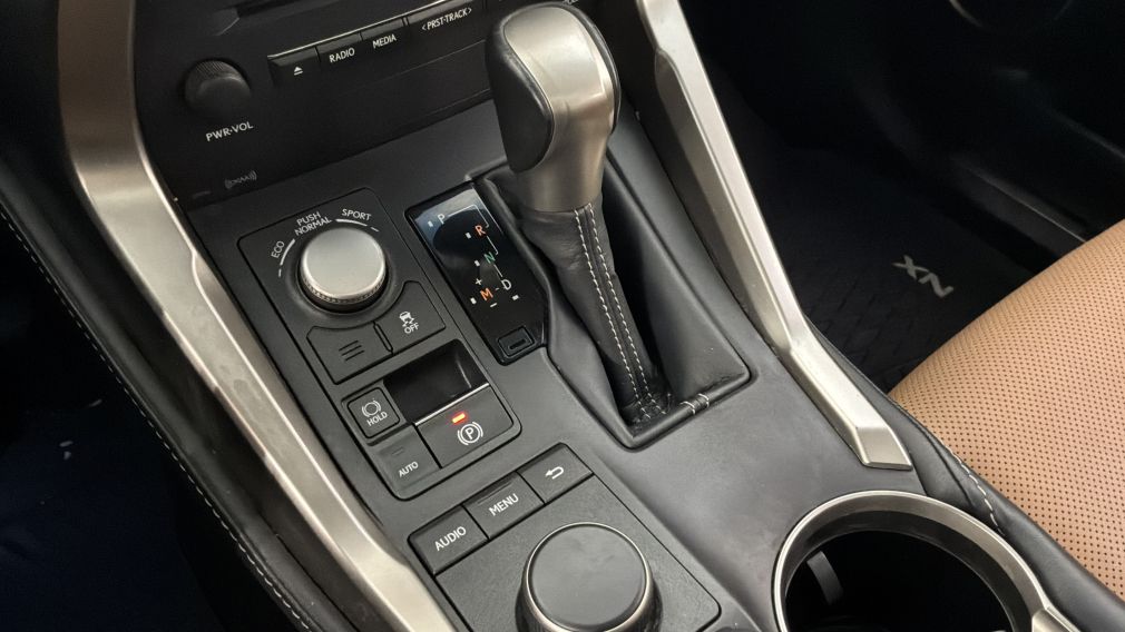 Lexus NX 200T AWD 4dr 2017 d&rsquo;occasion à vendre - 23