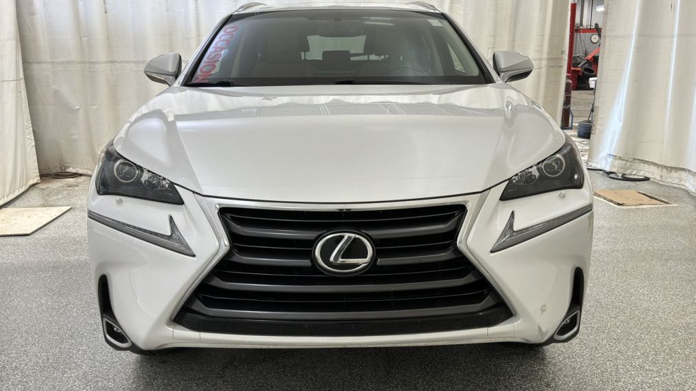 Lexus NX 200T AWD 4dr 2017 d&rsquo;occasion à vendre - 8